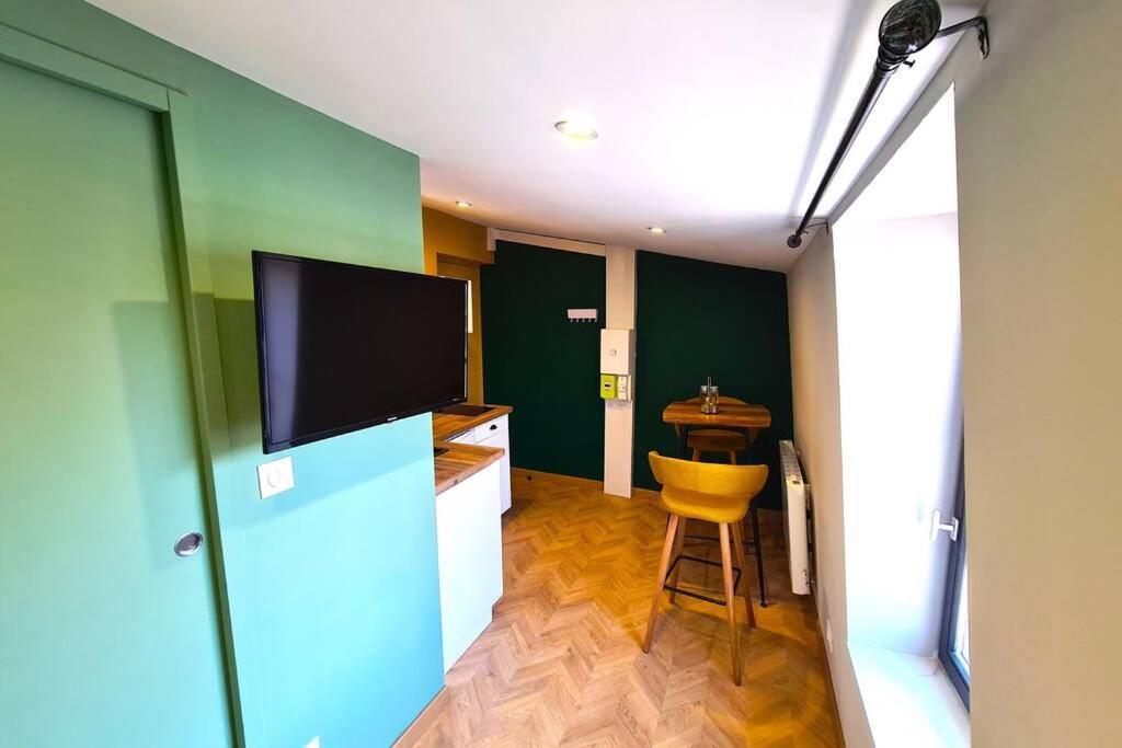 Le Cocon Valenciennois - Hypercentre - Netflix - Toutes Chaines Tv - Vieux Valenciennes Exterior foto